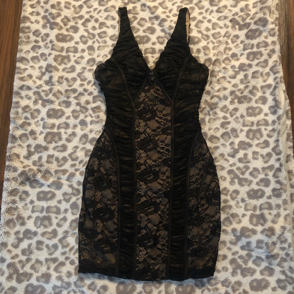 Blockout Classy black lace dress